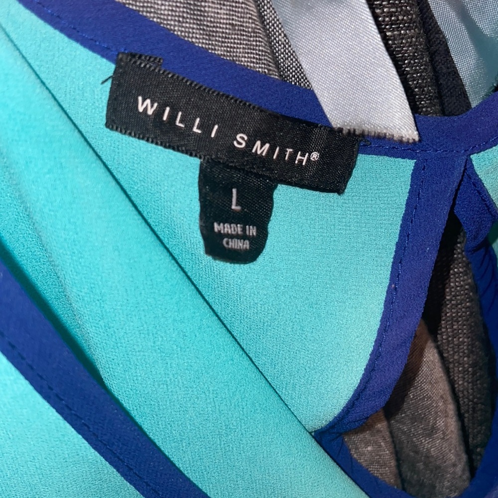 Pretty Willi Smith tunic top